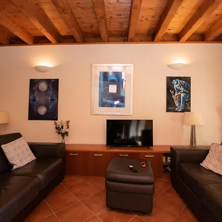 Borgo Del Torchio - App. 5h Apartment Manerba del Garda